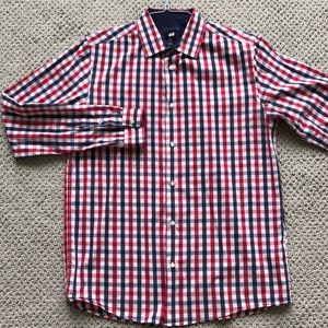 H&M Men’s Button-Up Long Sleeve Shirt